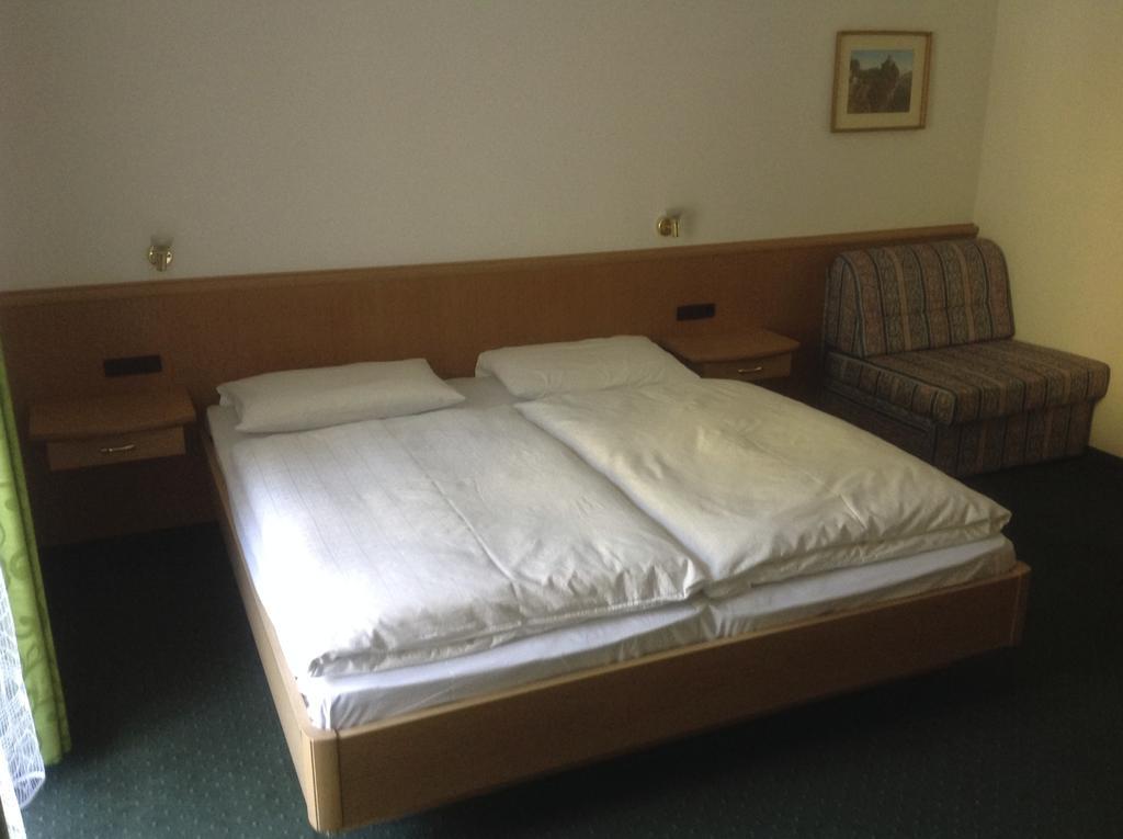 Gasthof Bundschen Sarentino Ruang foto